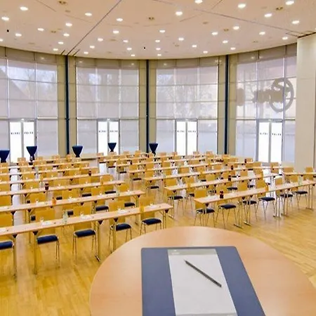 Dormero Hannover-langenhagen Airport מלון 4*