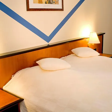 Dormero Hannover-langenhagen Airport 4*