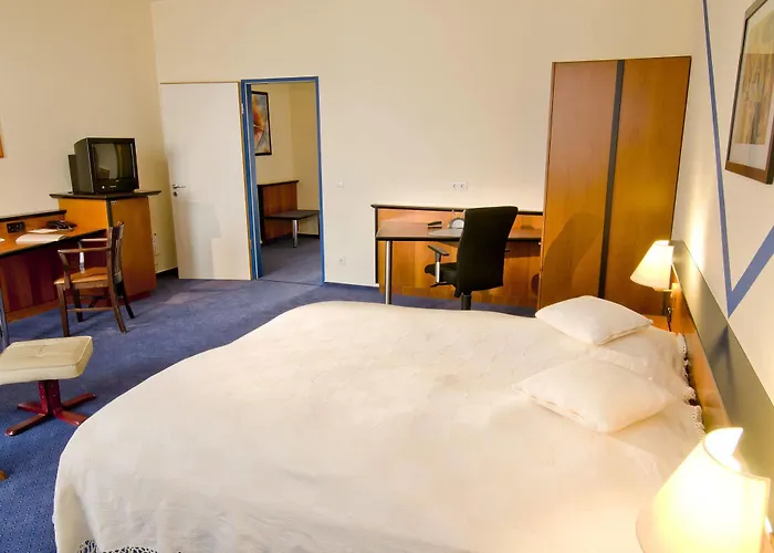 Dormero Hannover-langenhagen Airport Hotel 4*