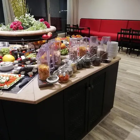 Hotell Dormero Hannover-langenhagen Airport 4*